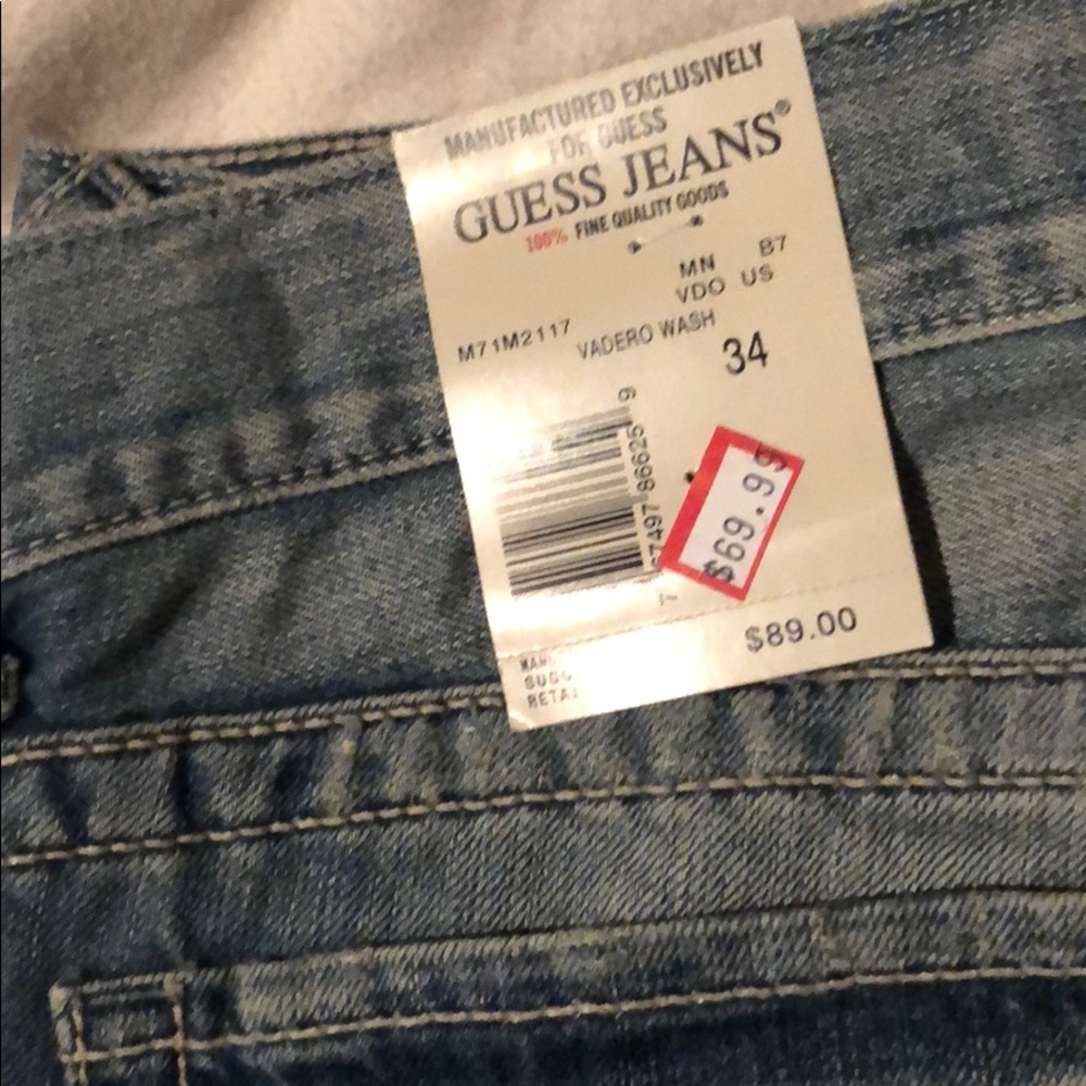Size 34 guess men’s jeans never worn